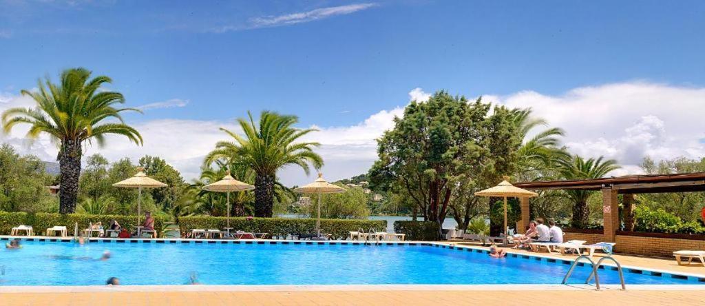Palm Tree Corfu Apt. Danilia Exterior foto
